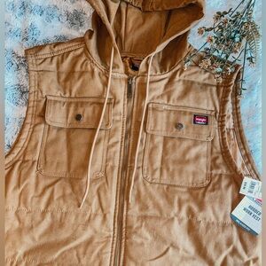 Wrangler work vest